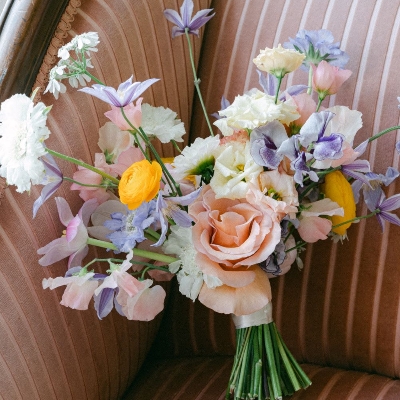 Wedding News: Dive into the world of muted colour palettes