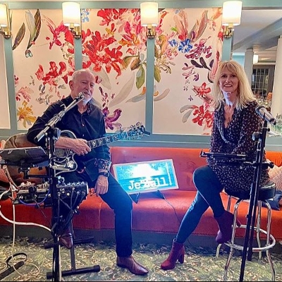 Wedding News: See Je’Zell Acoustic Duo perform at Ascot