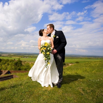 Ties the knot at Fort Nelson in Portsmouth